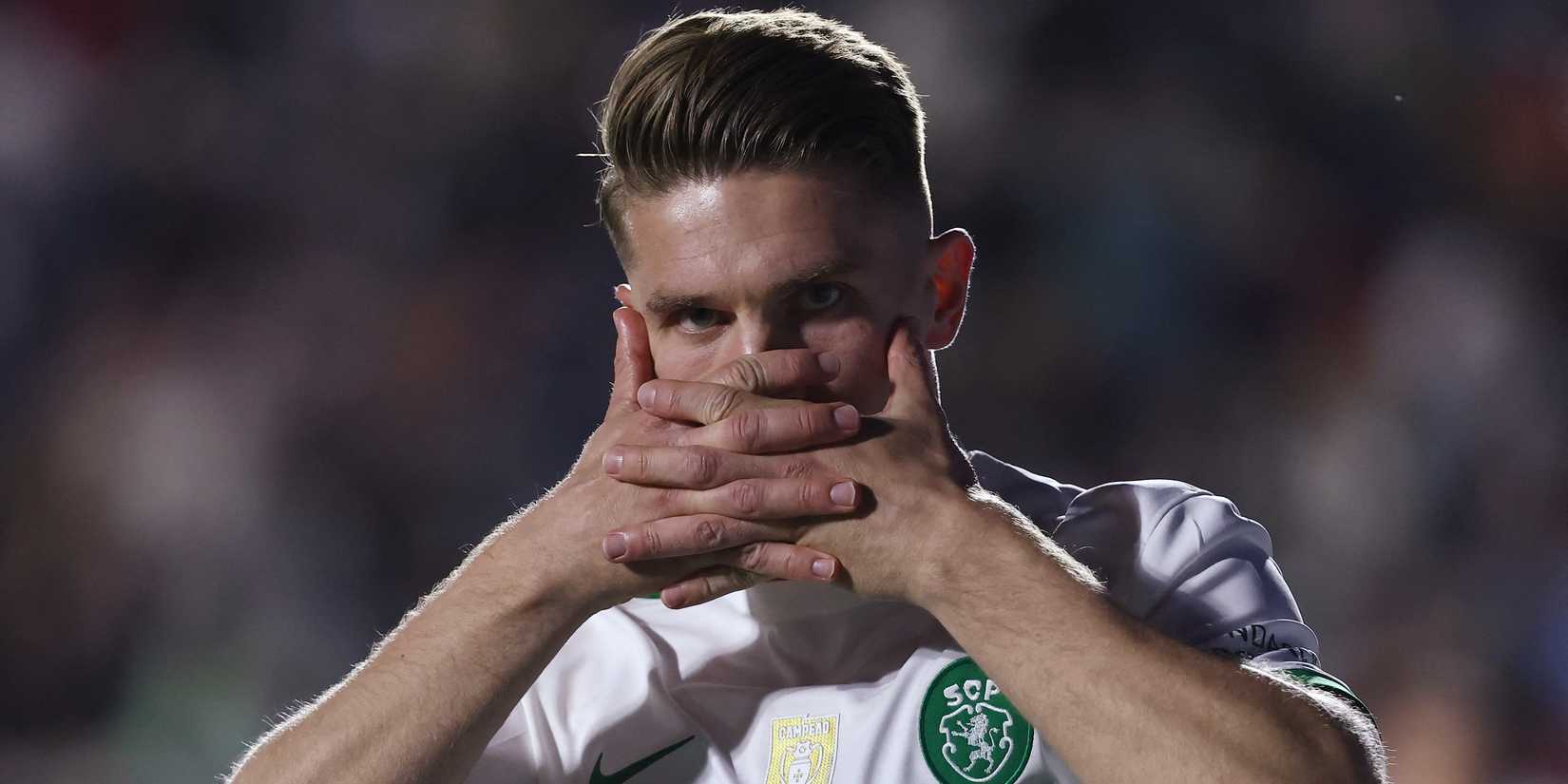 Sporting CP's Viktor Gyokeres celebrates scoring their first goal-1