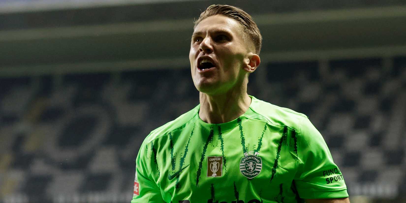 Viktor Gyokeres celebrando um gol