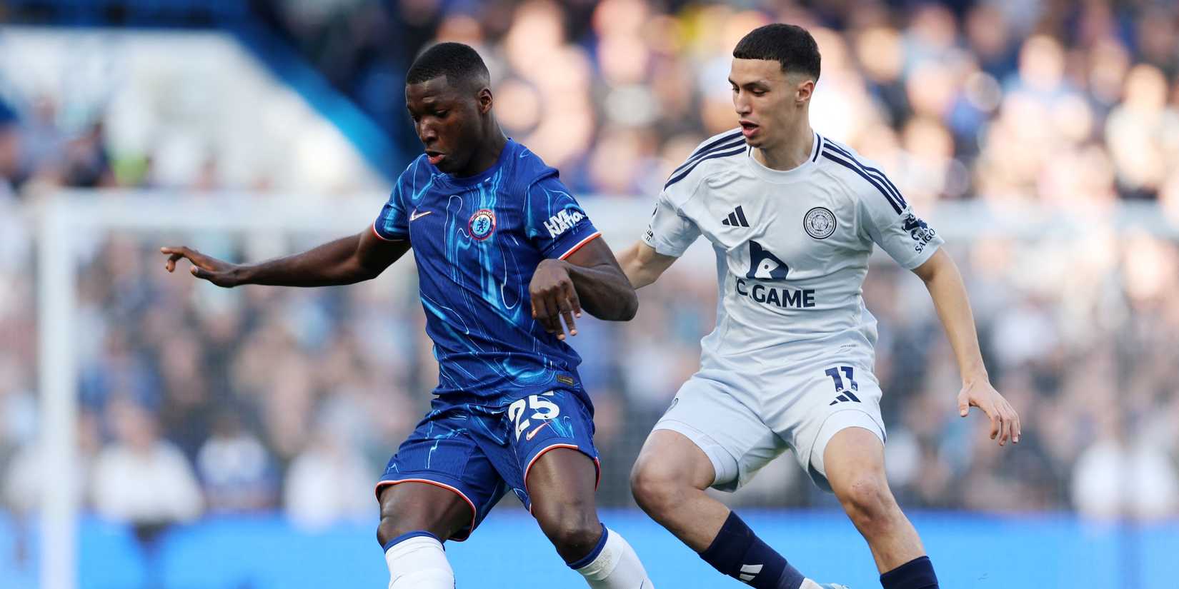 Chelsea's Moises Caicedo in action with Leicester City's Bilal El Khannouss 