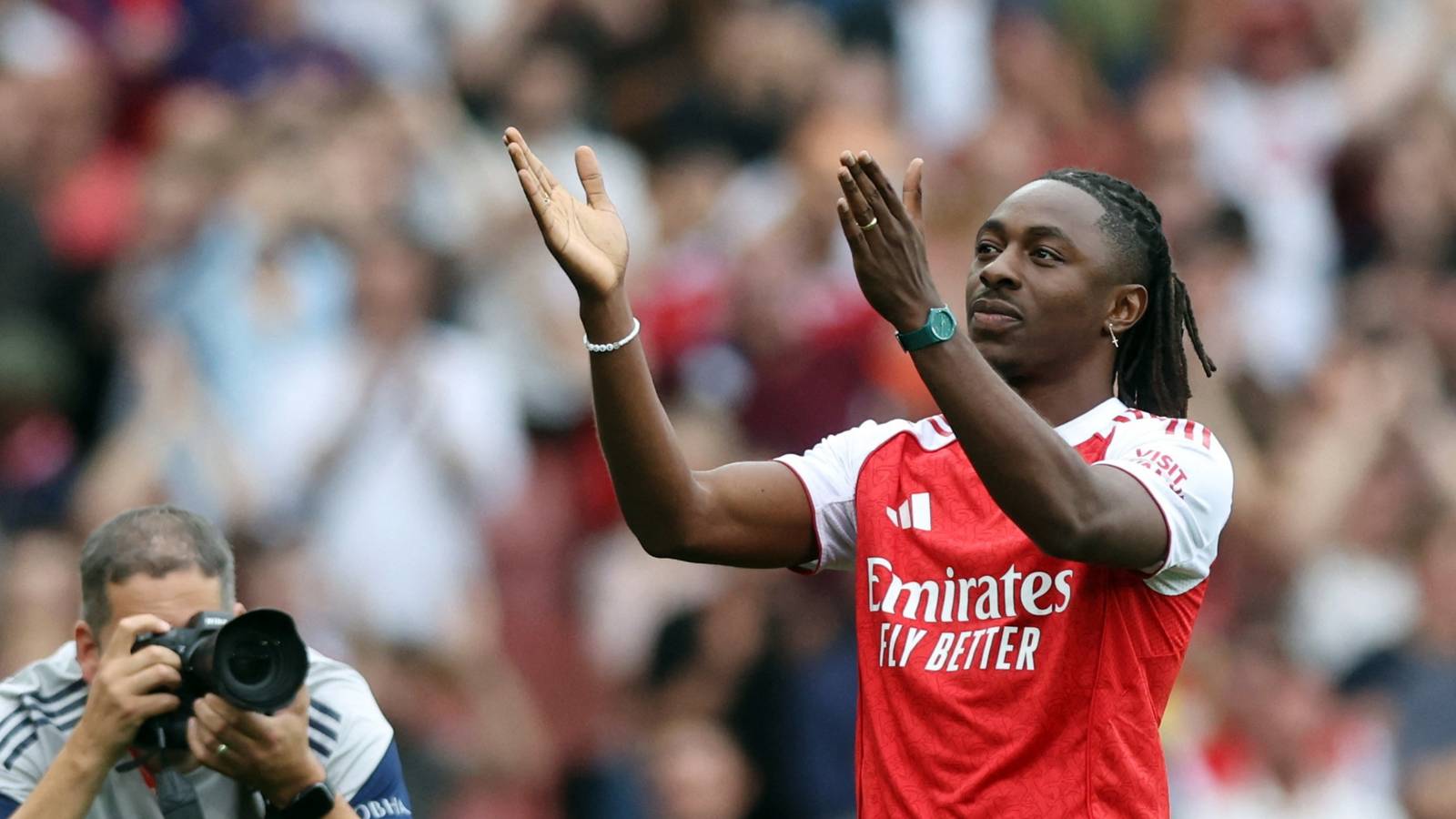 Amazing Eze repeat: Arsenal discussing late move for £45m 