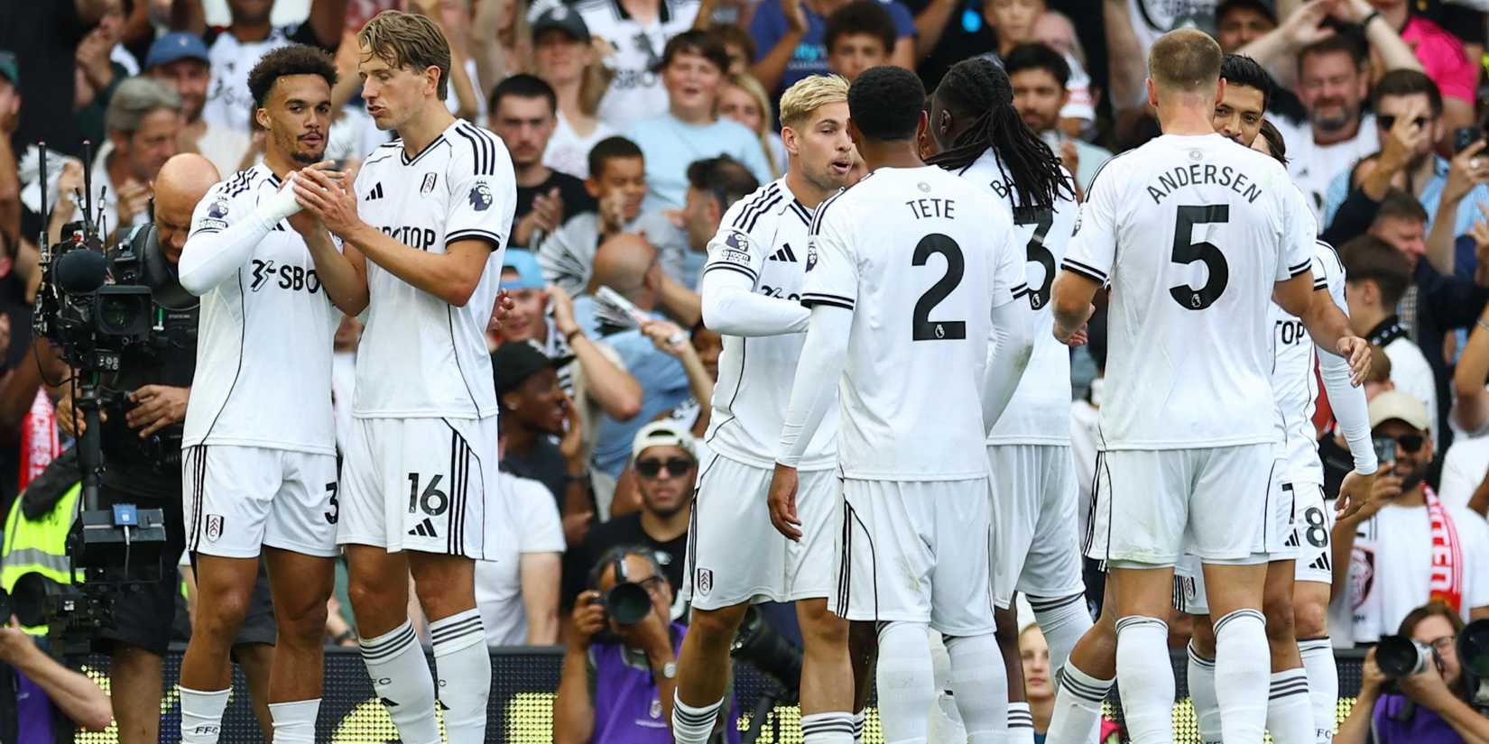 Fulham's Emile Smith Rowe celebrates scoring their first goal with teammates