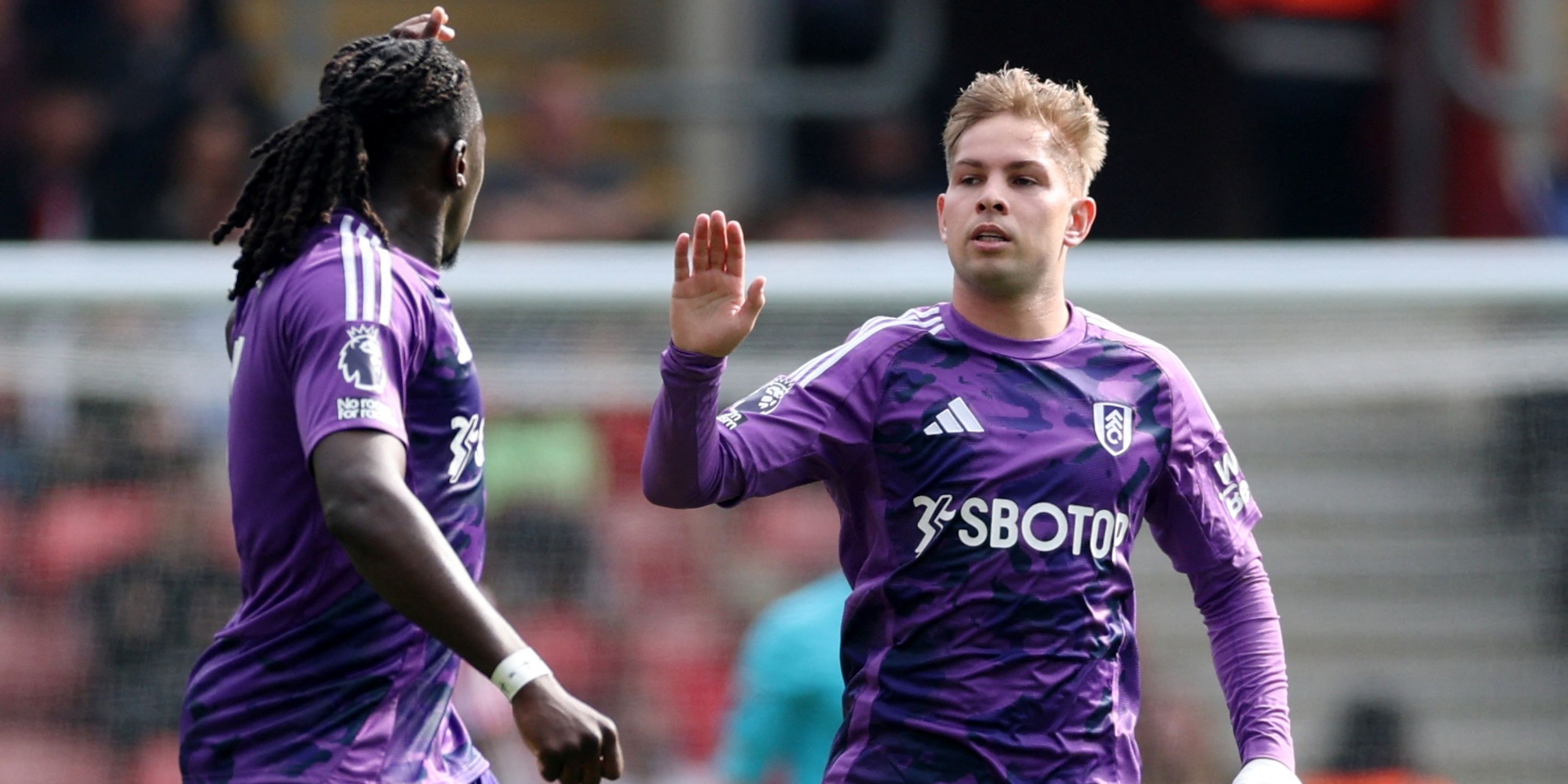     Emile Smith Rowe de Fulham famous with Alex Iwobi