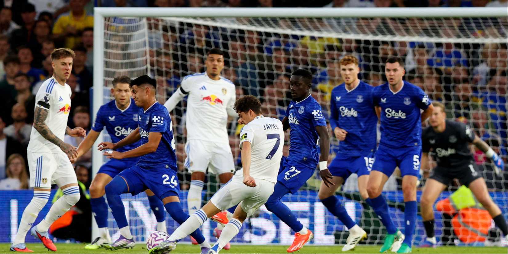 Gueye-OBrien-Tarkowski-Alcaraz-Everton-Dan-James