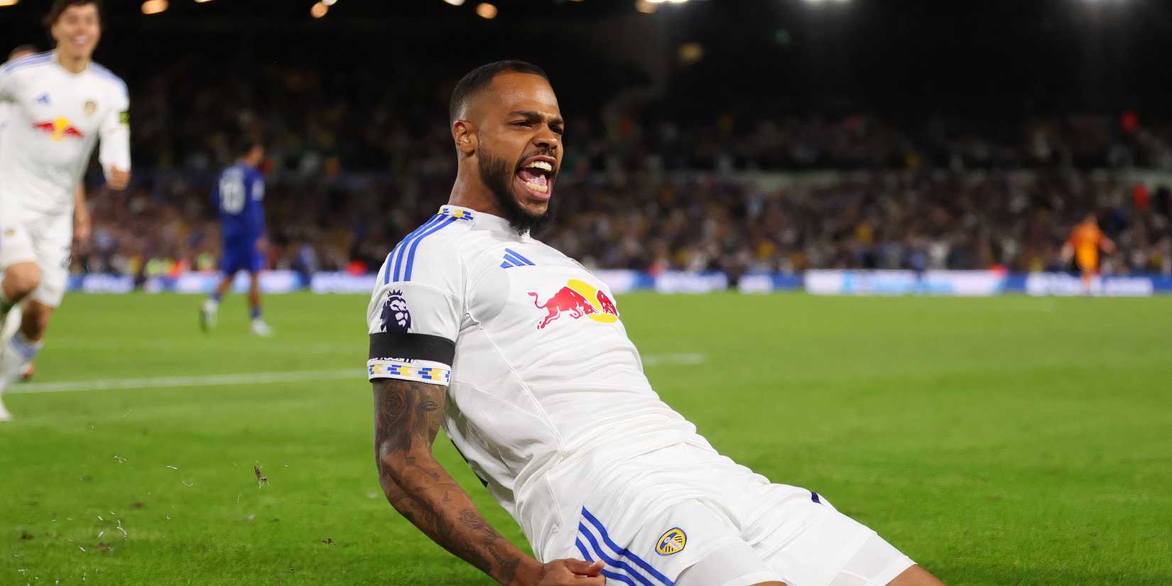 Leeds chasing late move to sign "menacing" £30m star lukas-nmecha-leeds-everton