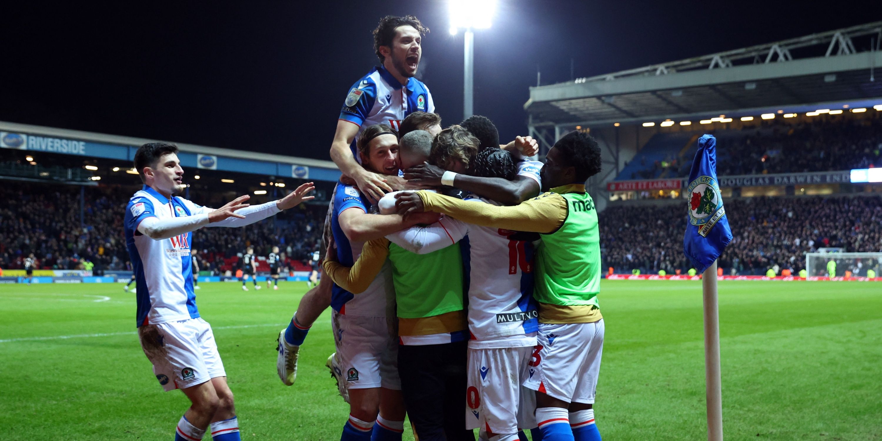 Berta tables fresh arsenal "expand" as a young offer as a response to the club star-news.press/wp Blackburn-Rovers-Ewood Park