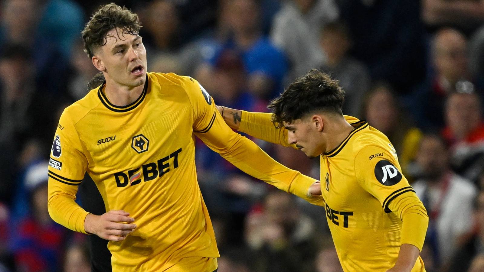 Wolves top manager target revealed with negotiations now in progress