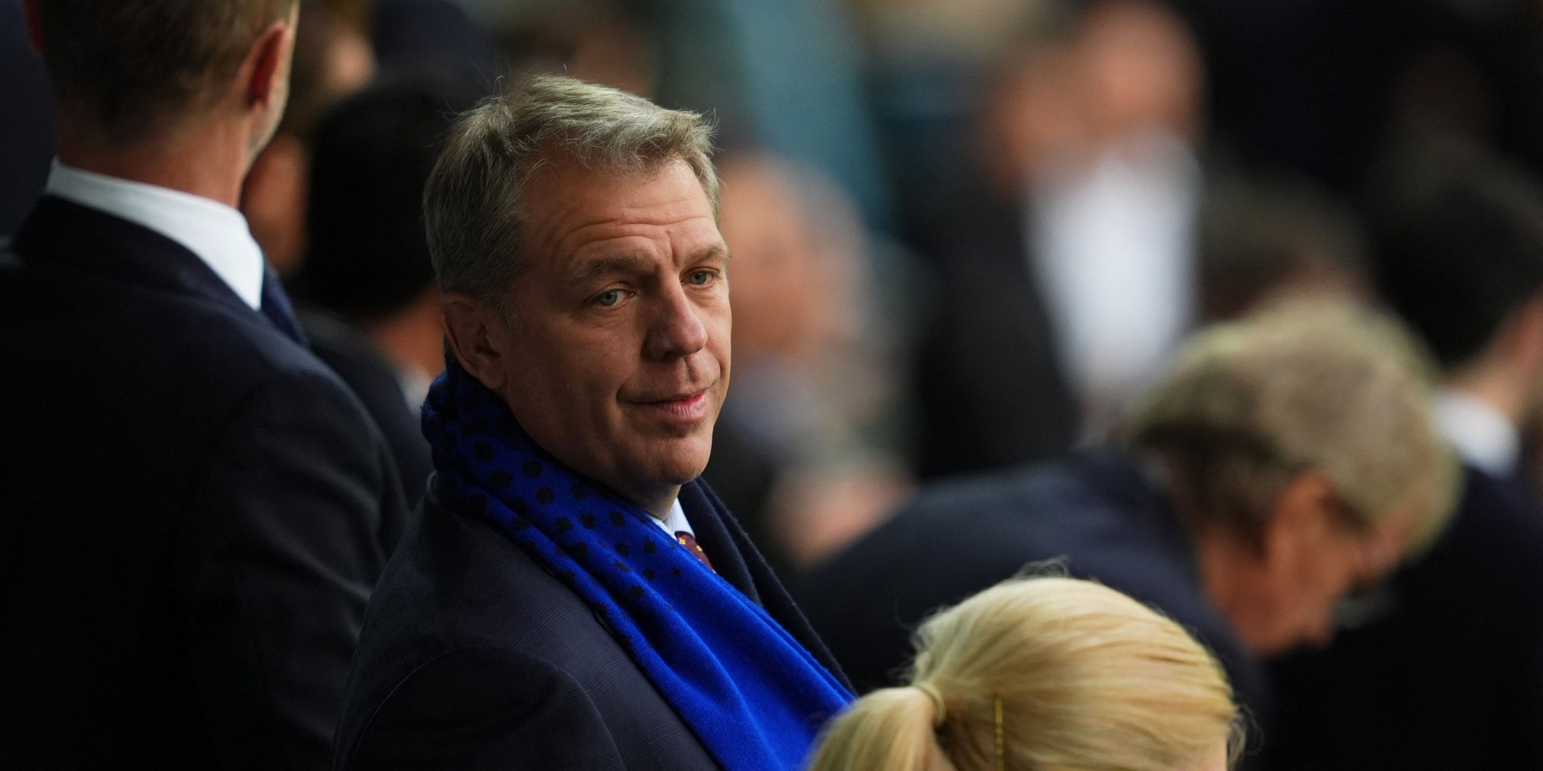 Совладелец и председатель «Челси» Тодд Боэли на трибунах перед матчем