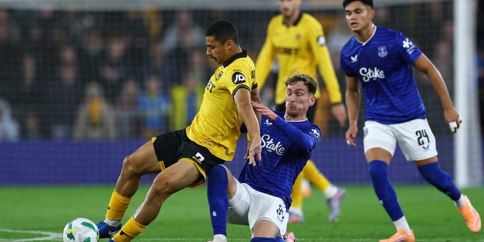 100% passing, 100% dribbles: Wolves star is as undroppable as Strand Larsen