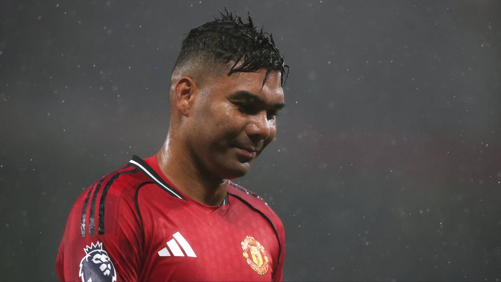 Casemiro replacement: Man Utd prepare to make offer for £60m "duel monster"