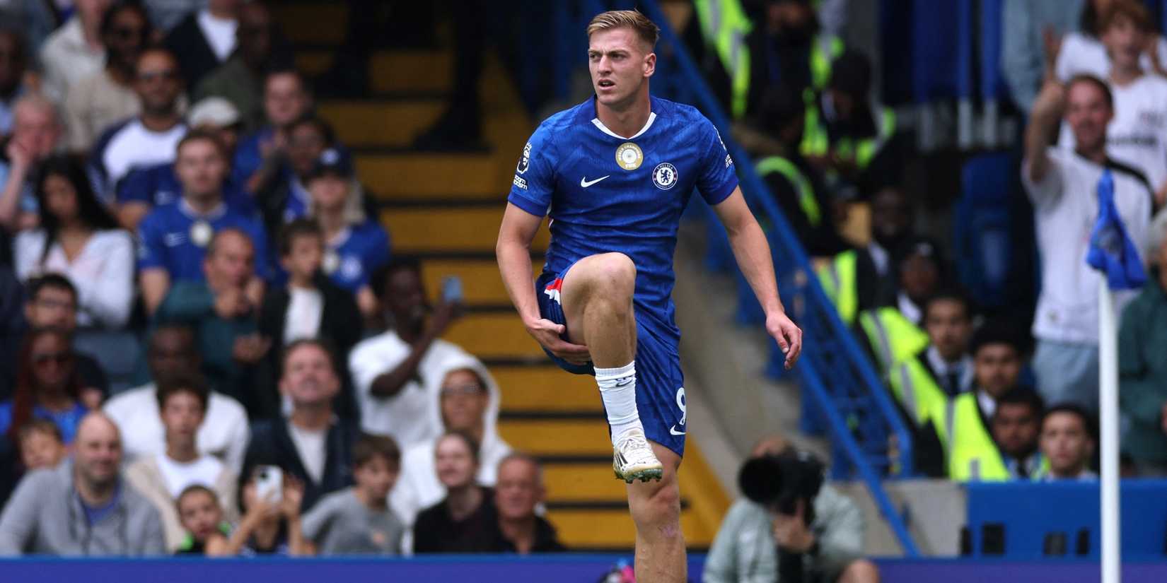 Liam Dilab interacts from Chelsea after an injury 