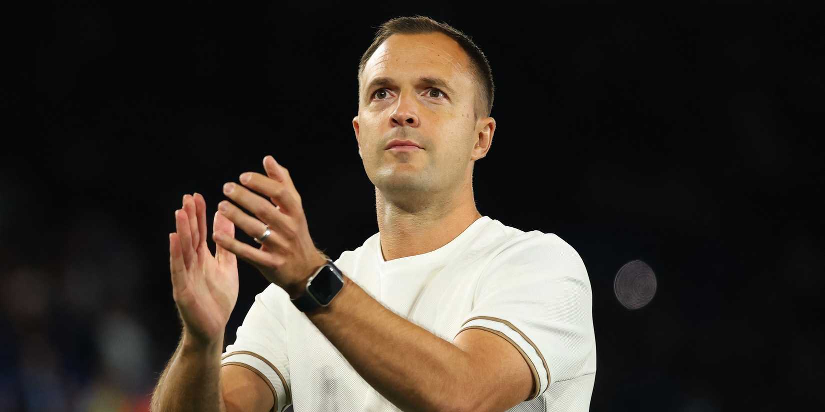 Chris-Davies-Manager