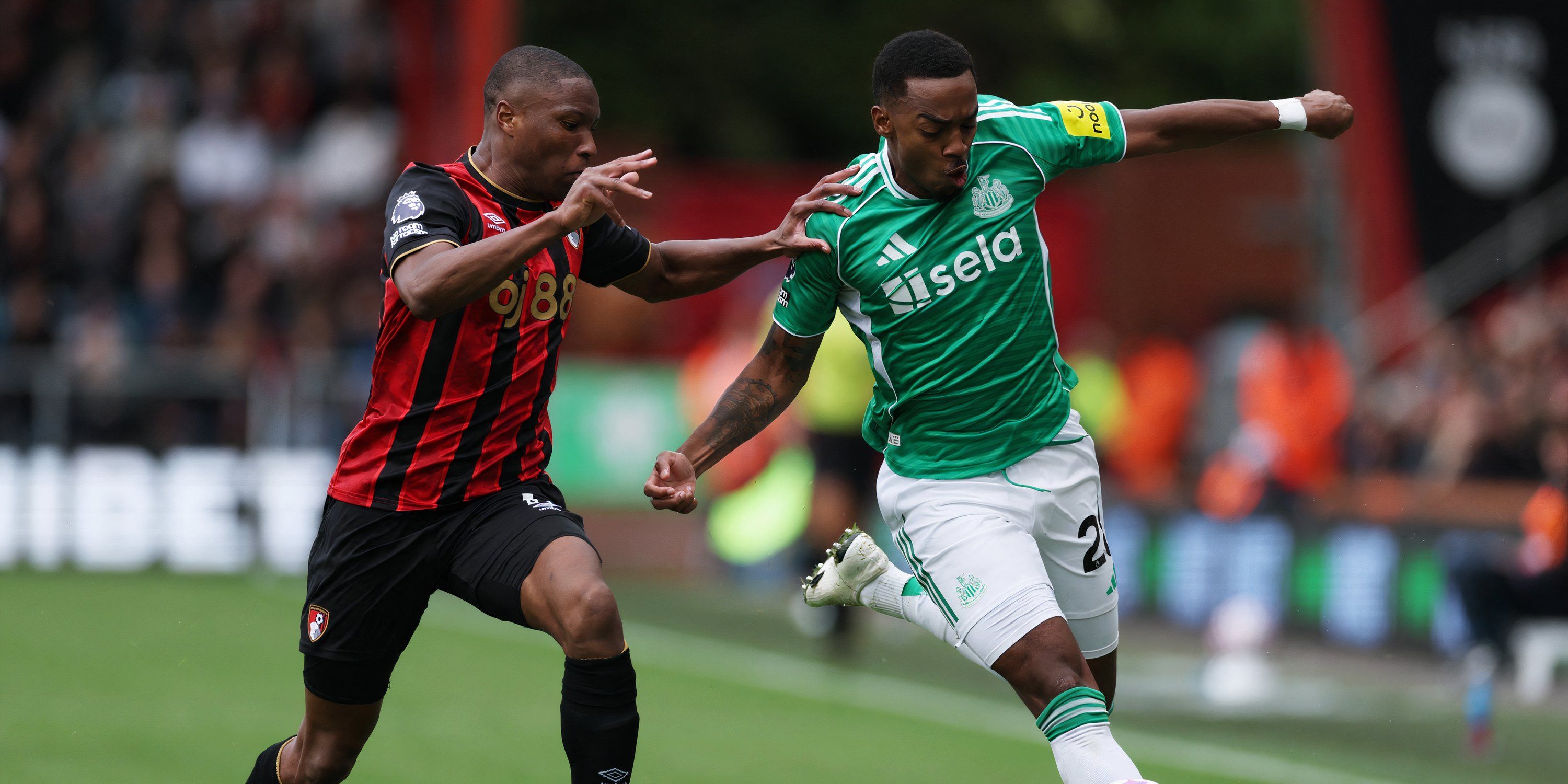 Джо Уиллок на футбольном поле