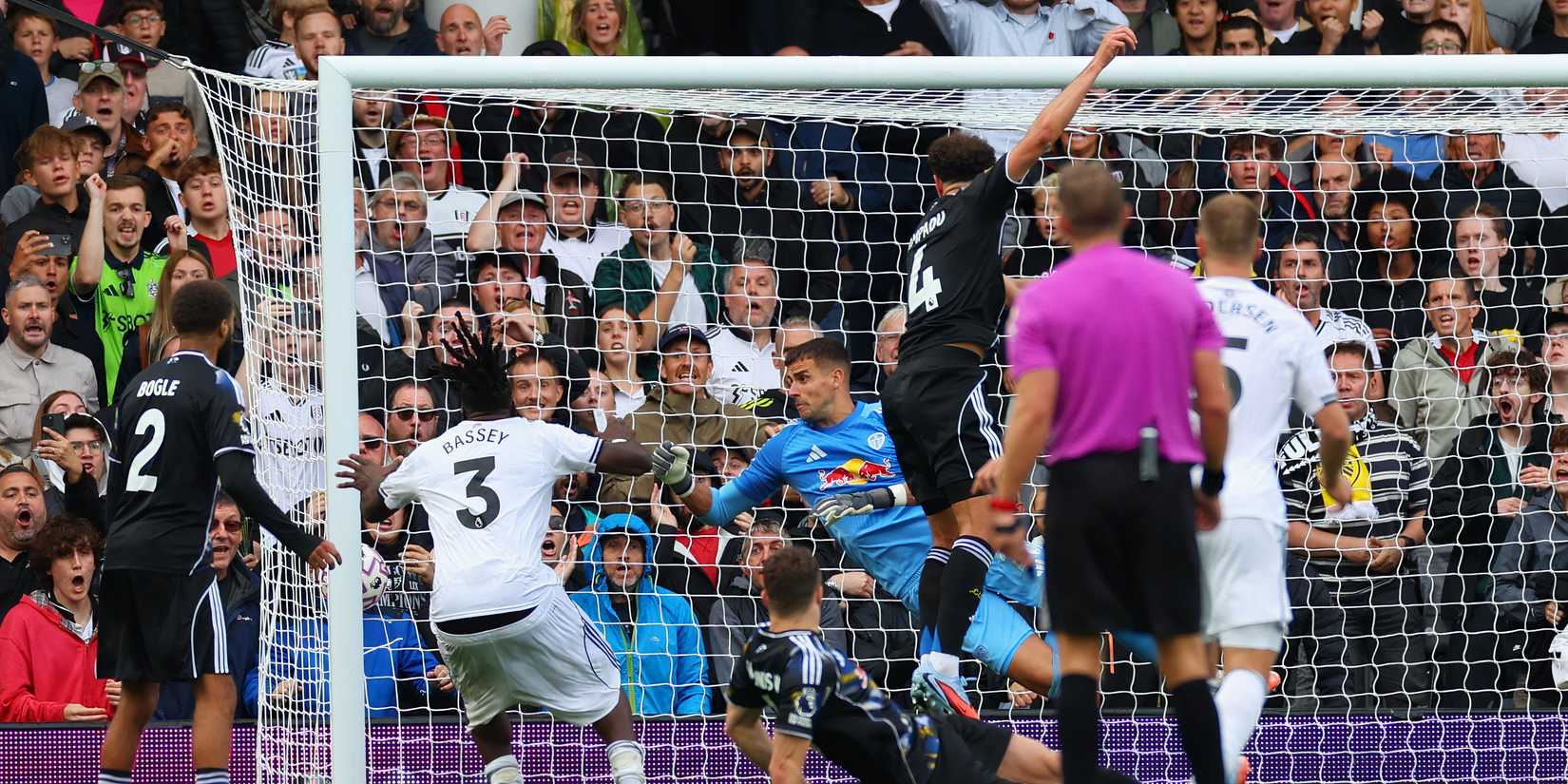 Equipo del Leeds United en el campo