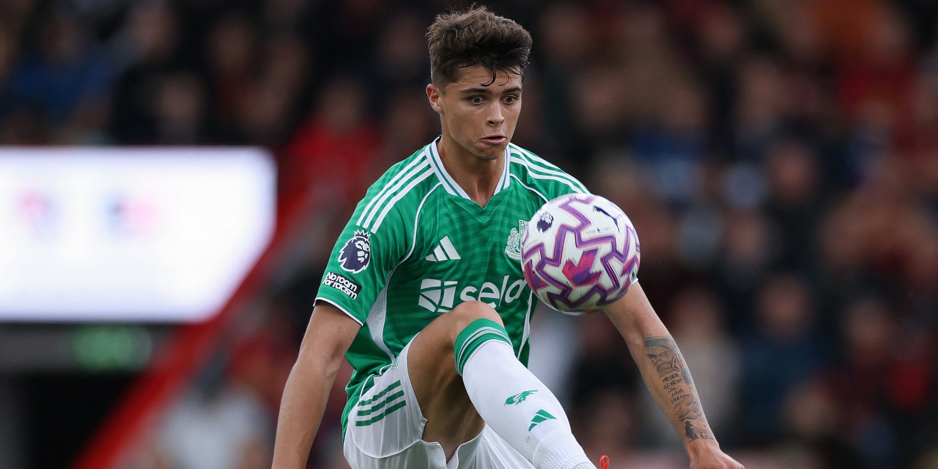 Lewis Miley, joven promesa del Newcastle