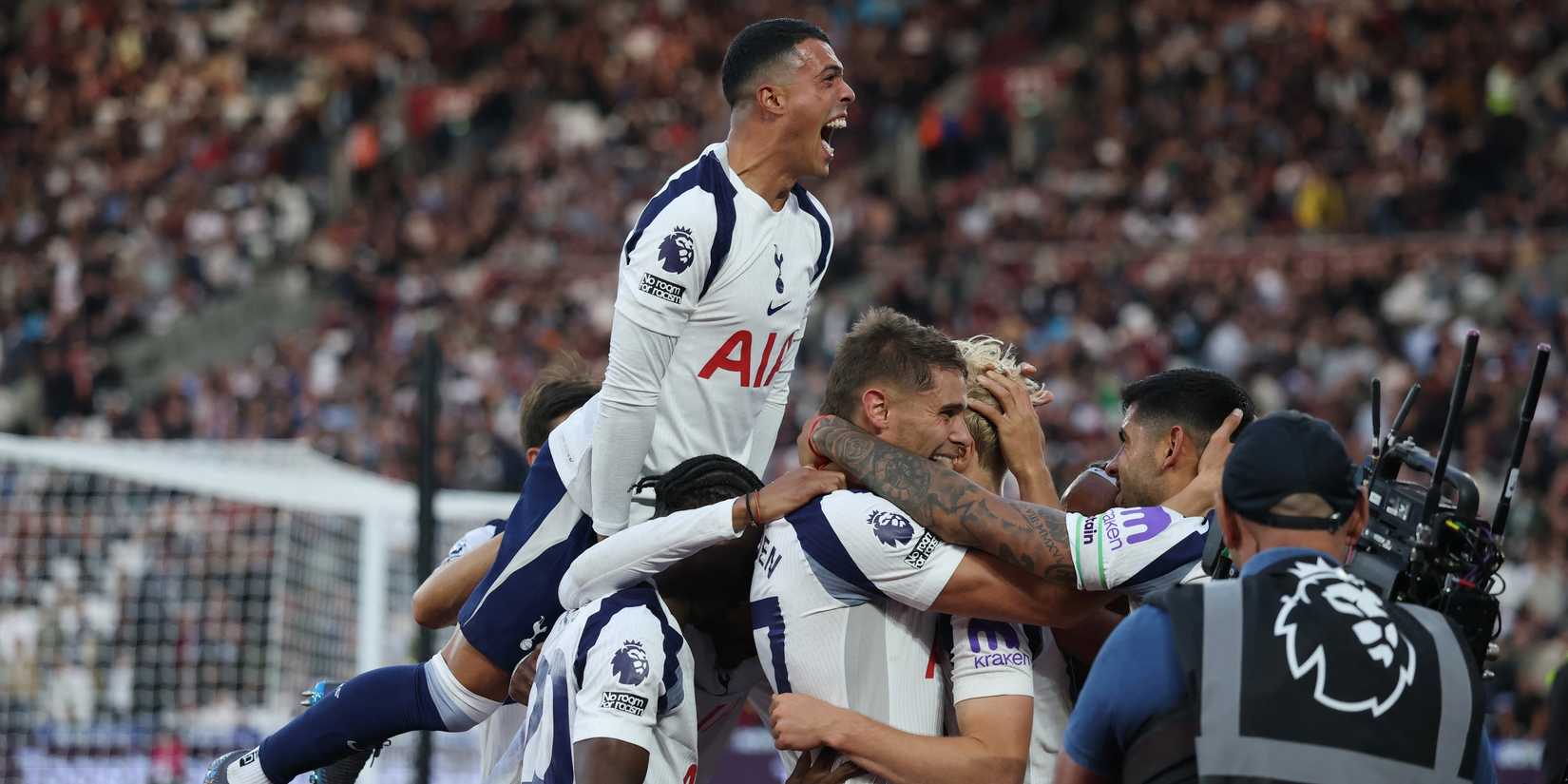 Micky van de Ven and Pedro Porro celebrate for Tottenham