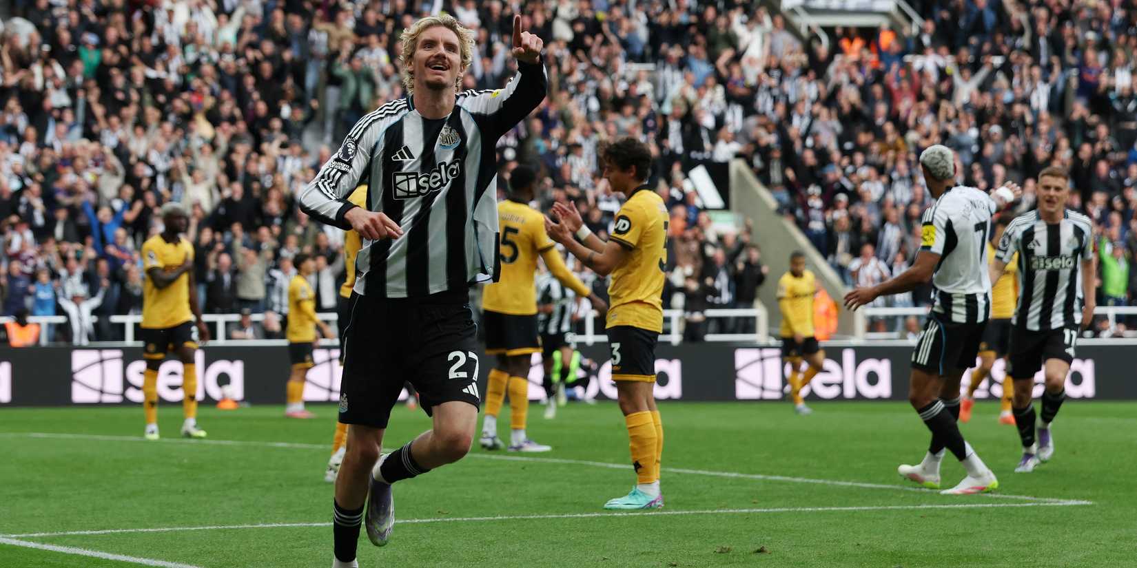 Nick Woltemade em ação pelo Newcastle