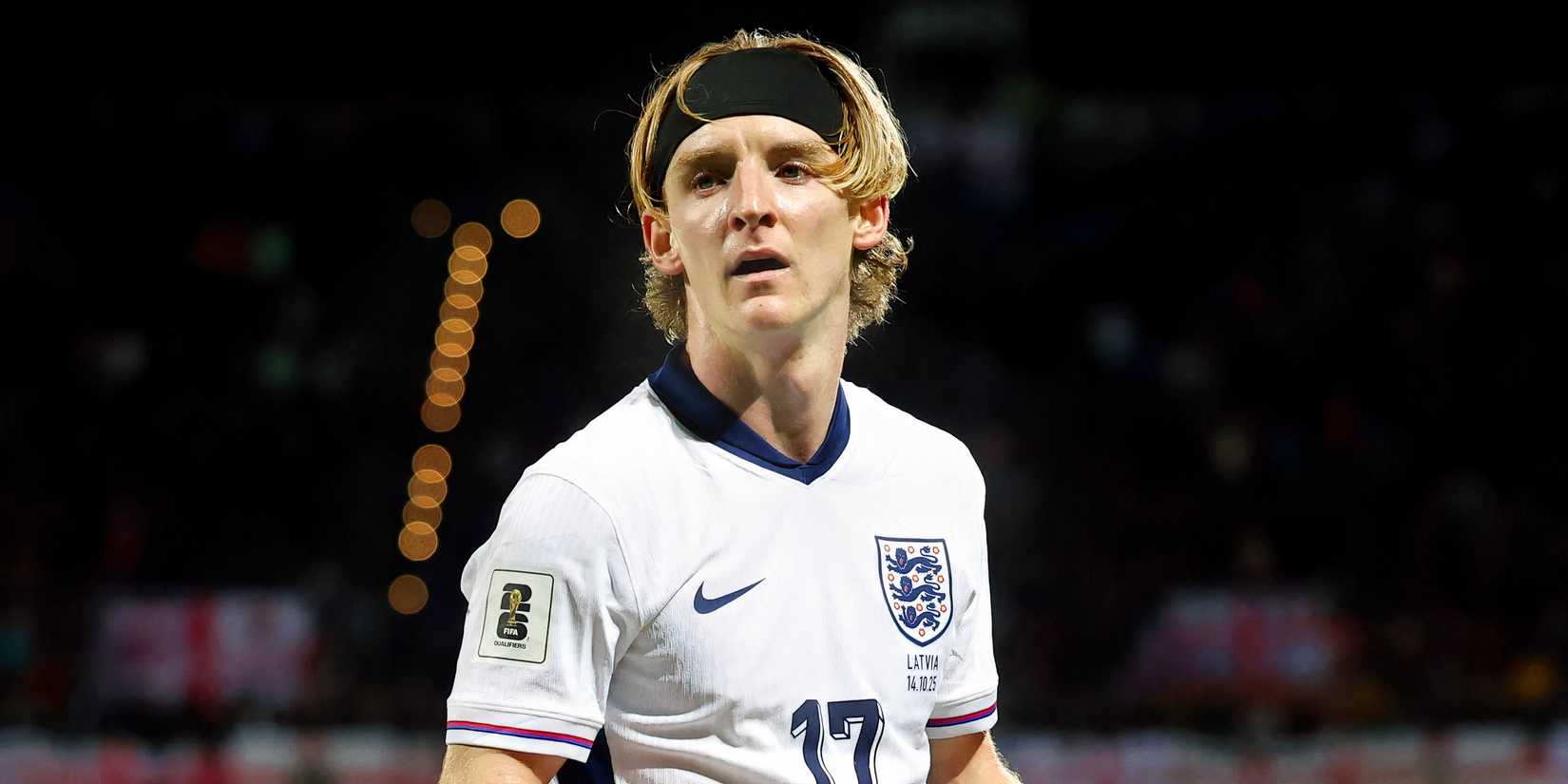 Anthony Gordon merayakan untuk Inggris