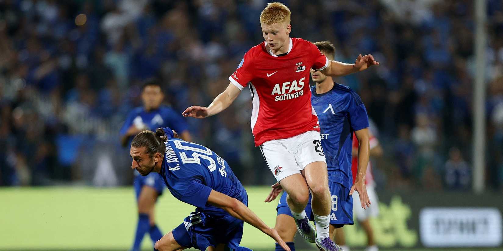 AZ Alkmaar's Kees Smit in action with Levski Sofia's Kristian Dimitrov