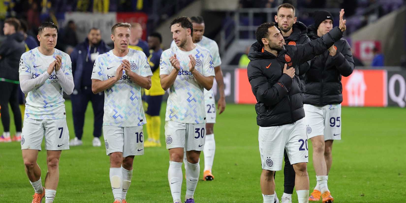  Inter Milan's Piotr Zielinski, Davide Frattesi, Carlos Augusto and Hakan Calhanoglu