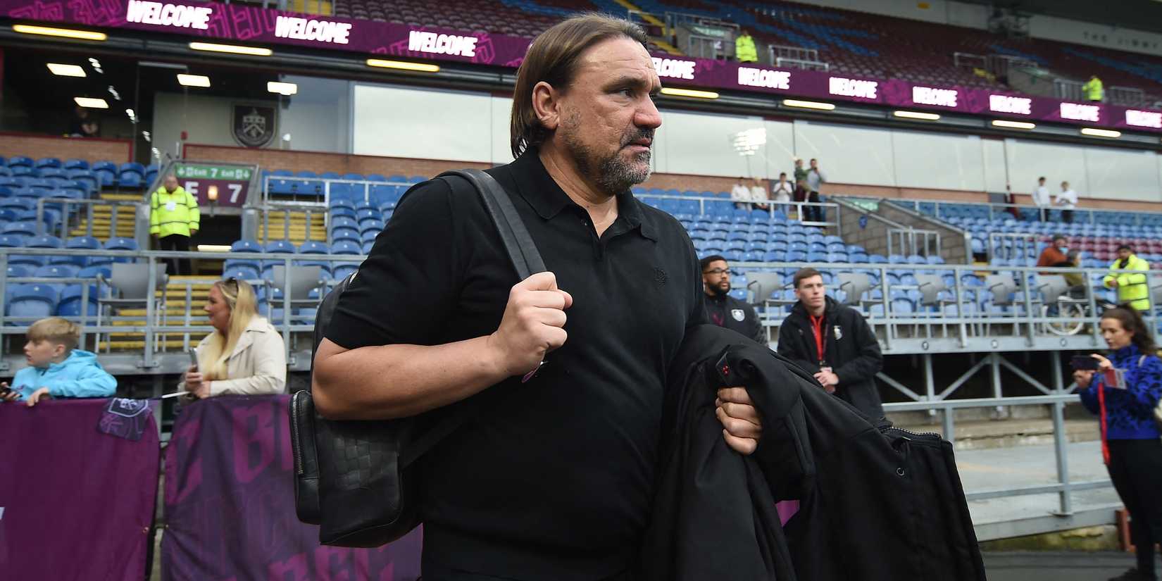 Leeds United manager Daniel Farke arrives before the match