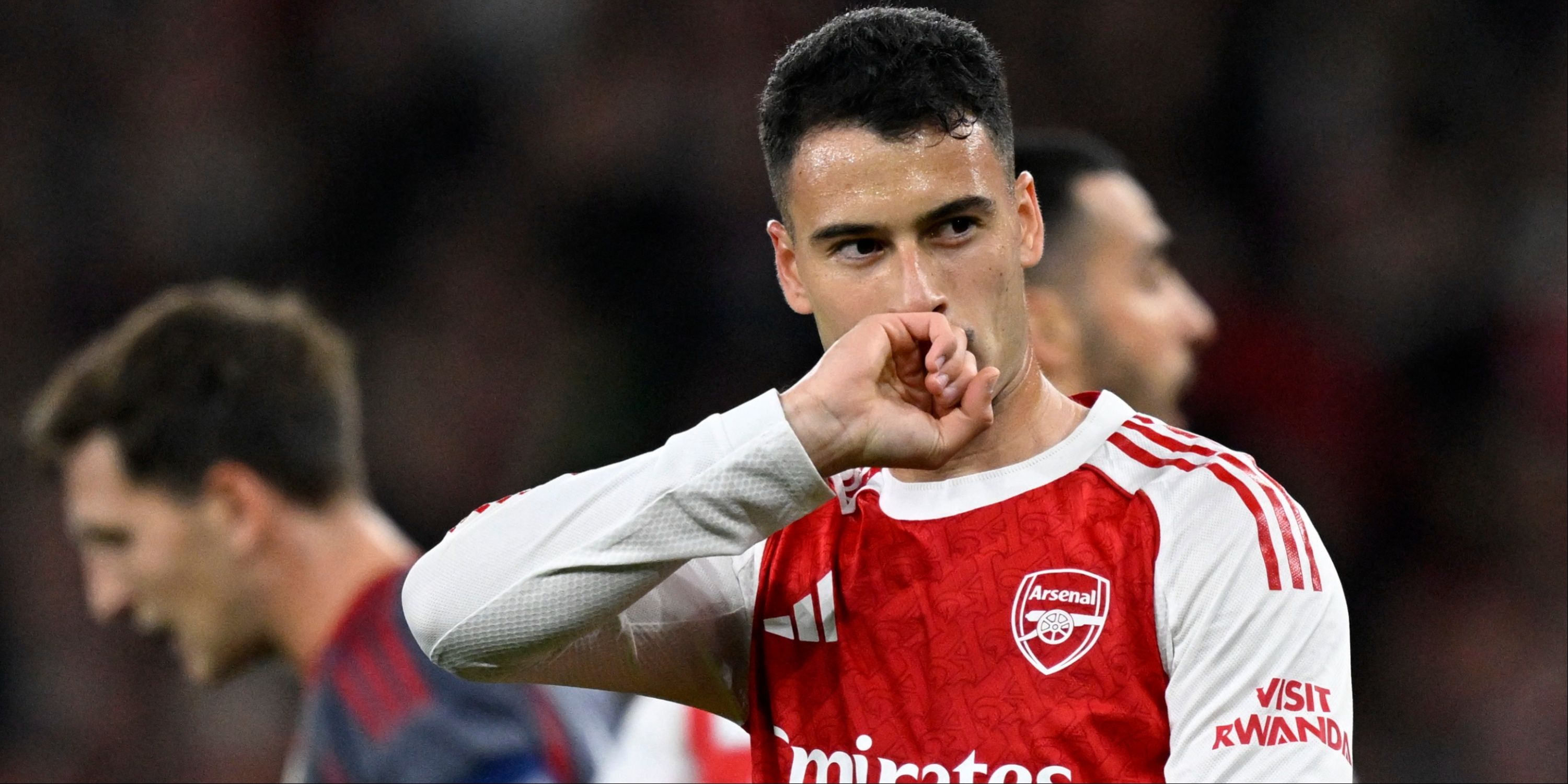 Gabriel Martinelli celebrando con el Arsenal