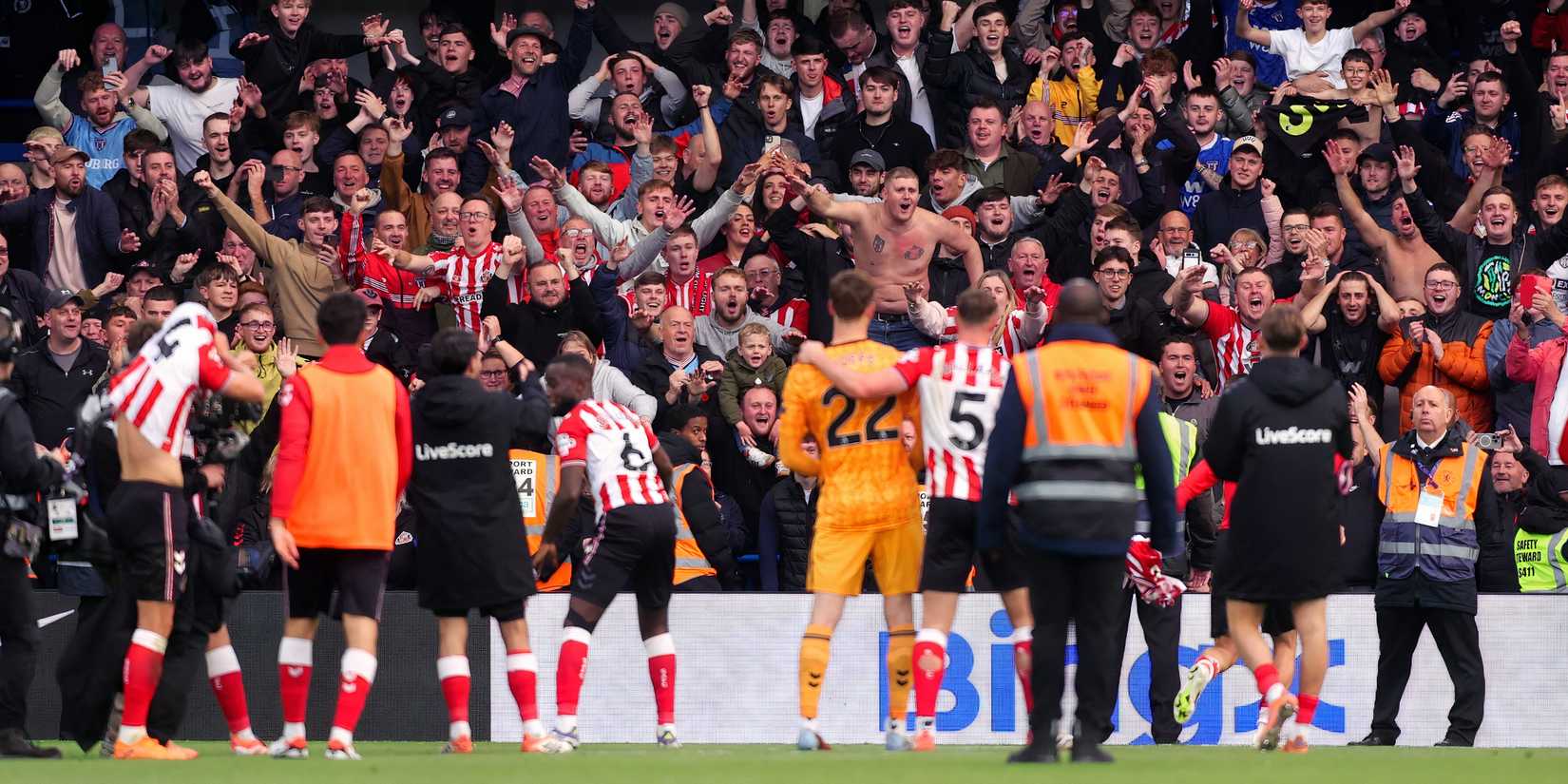 Sunderland plot move for £50k-p/w “nightmare” Sunderland chelsea