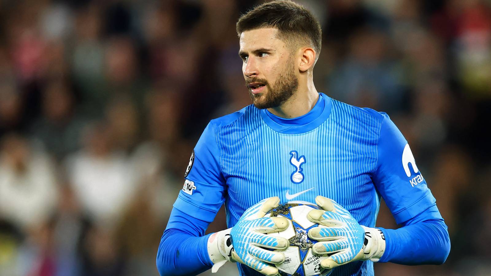 Fewer touches than Vicario: Frank must instantly drop Spurs' 4/10 UCL flop - Football FanCast Fewer touches than Vicario: Frank must instantly drop Spurs' 4/10 UCL flop - Football FanCast