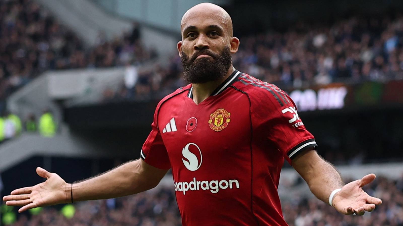 Man Utd star who was "awful" last season is now more important than Mbeumo