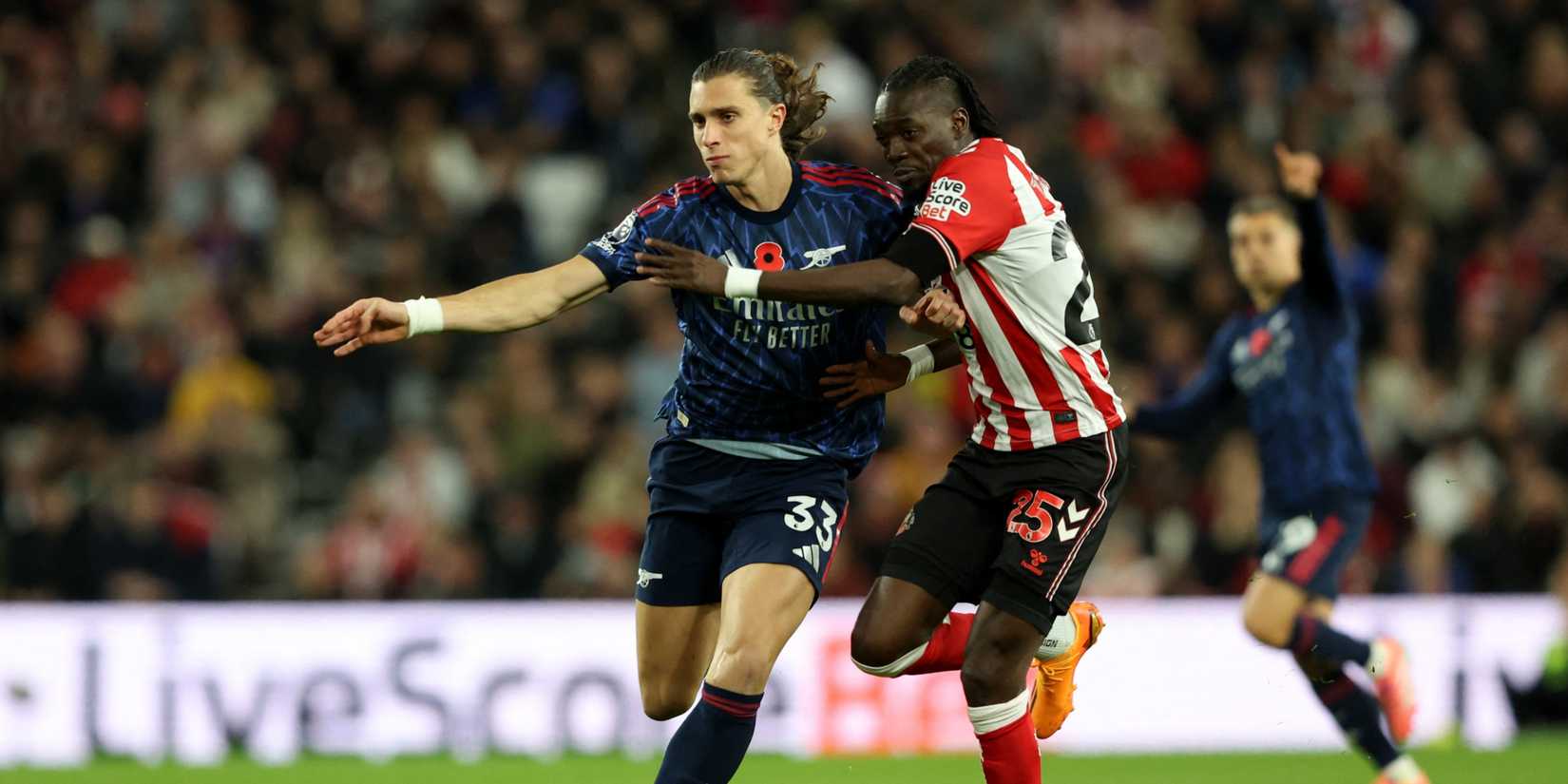 Calafiori-Bertrand-Traore-Sunderland-Arsenal