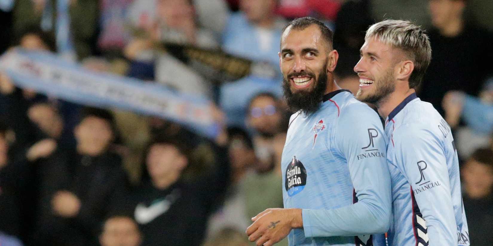Celta Vigo's Borja Iglesias celebrates scoring their second goal with Oscar Mingueza -1