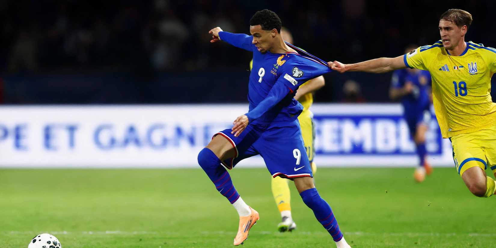 Hugo Ekitike for France