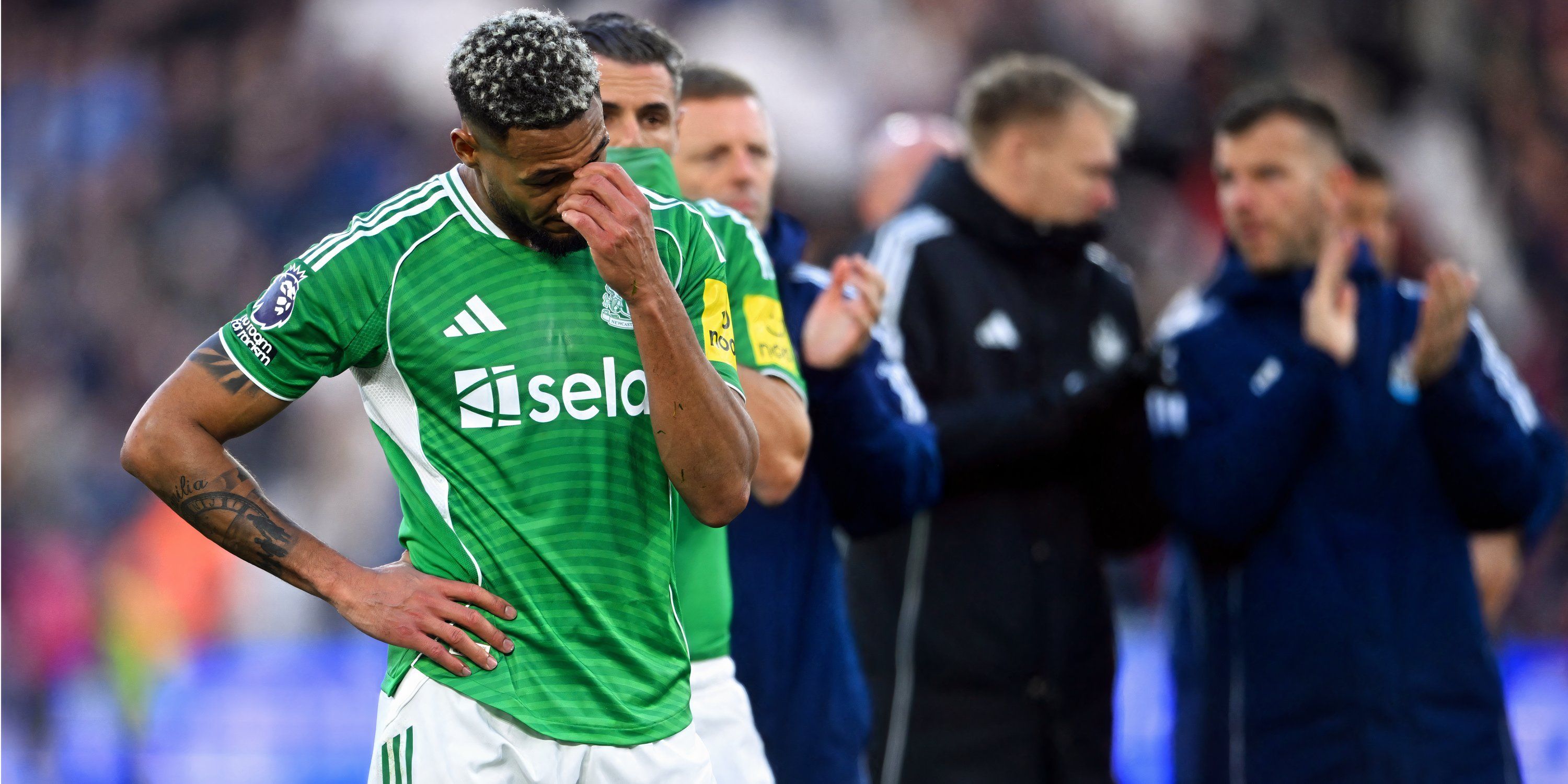 Howe must cash in on Newcastle flop who had achieved "legendary status" 2 Joelinton