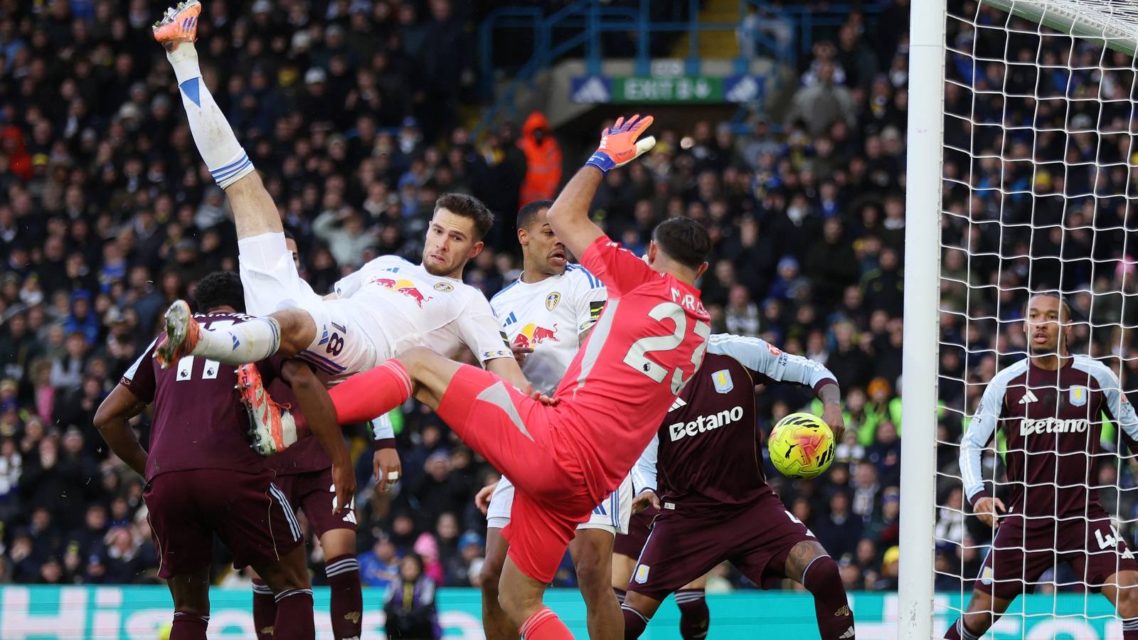 Leeds and Aston Villa offered summer loan deal for 154 career-goal striker