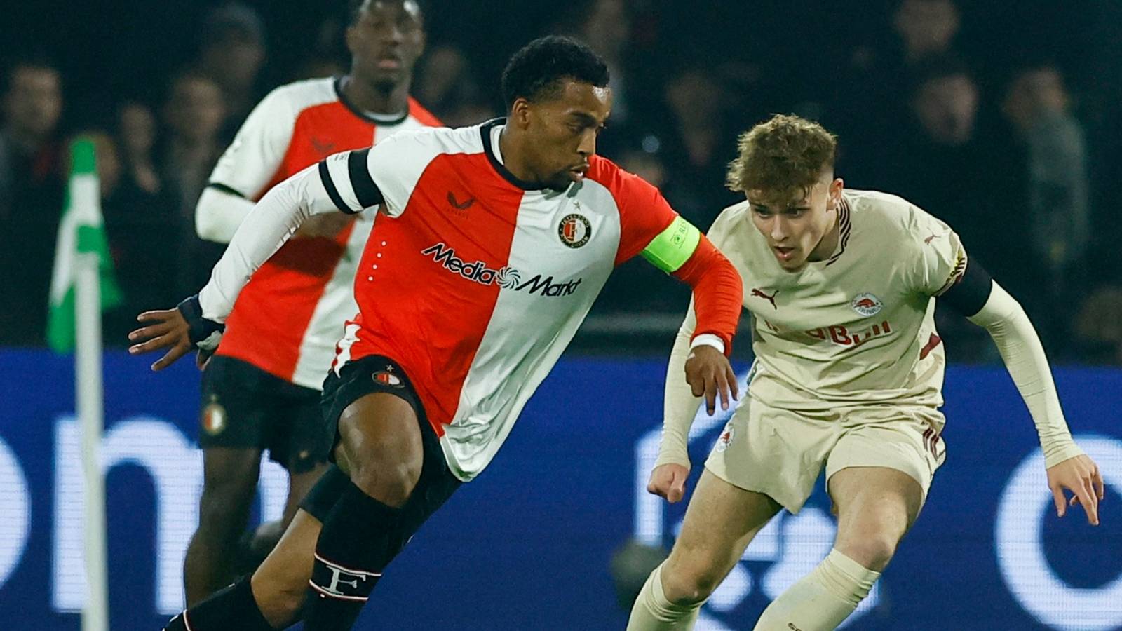 Could cost £0: West Ham now plotting 2026 move to sign "superb" versatile star