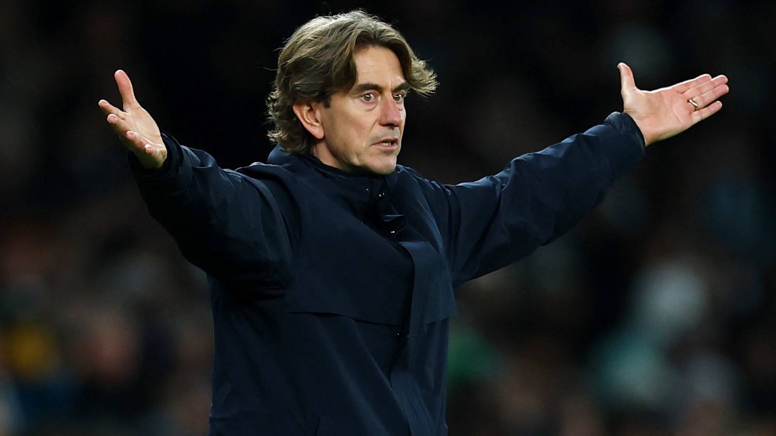 Tottenham now seriously considering "incredible" 4-3-3 manager to replace Frank - Football FanCast