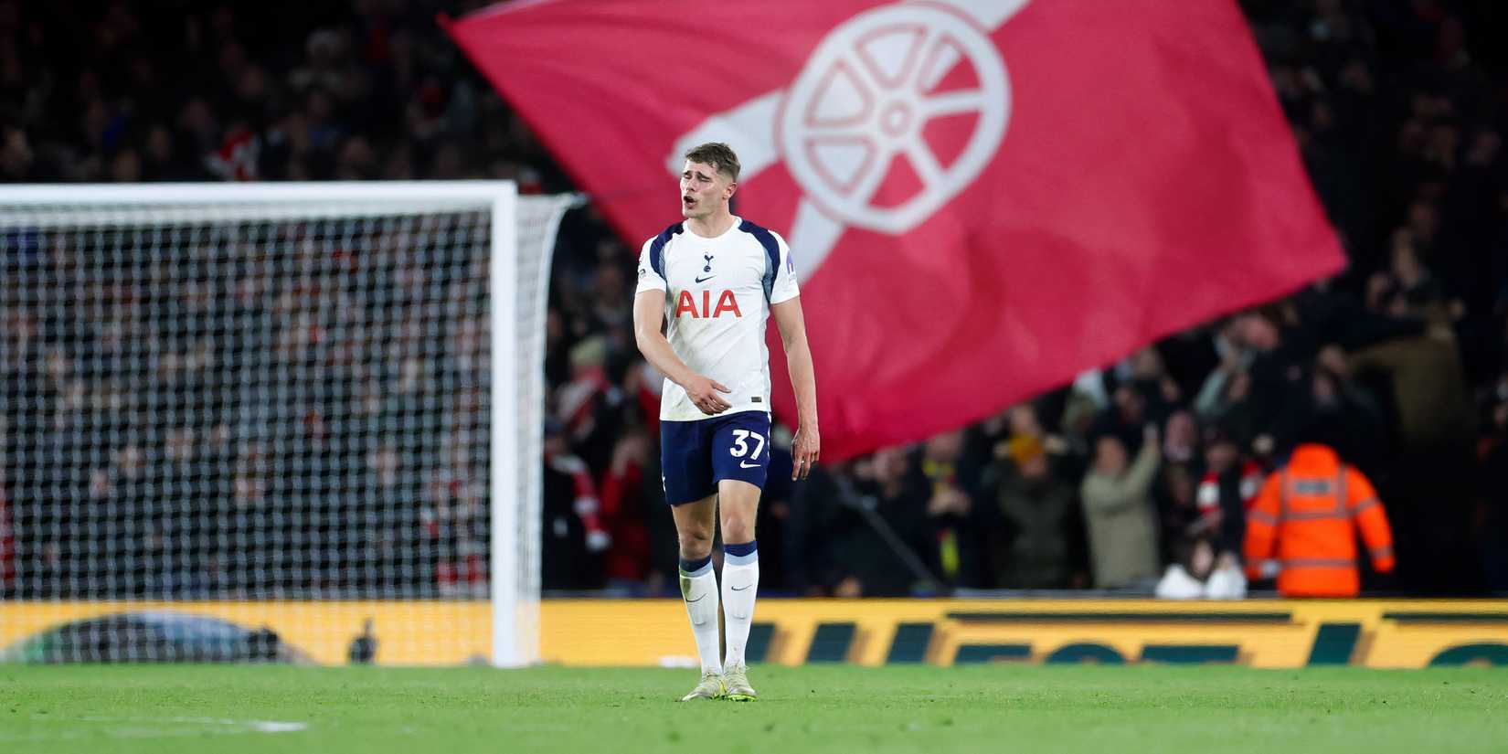 Tottenham's Micky van de Ven