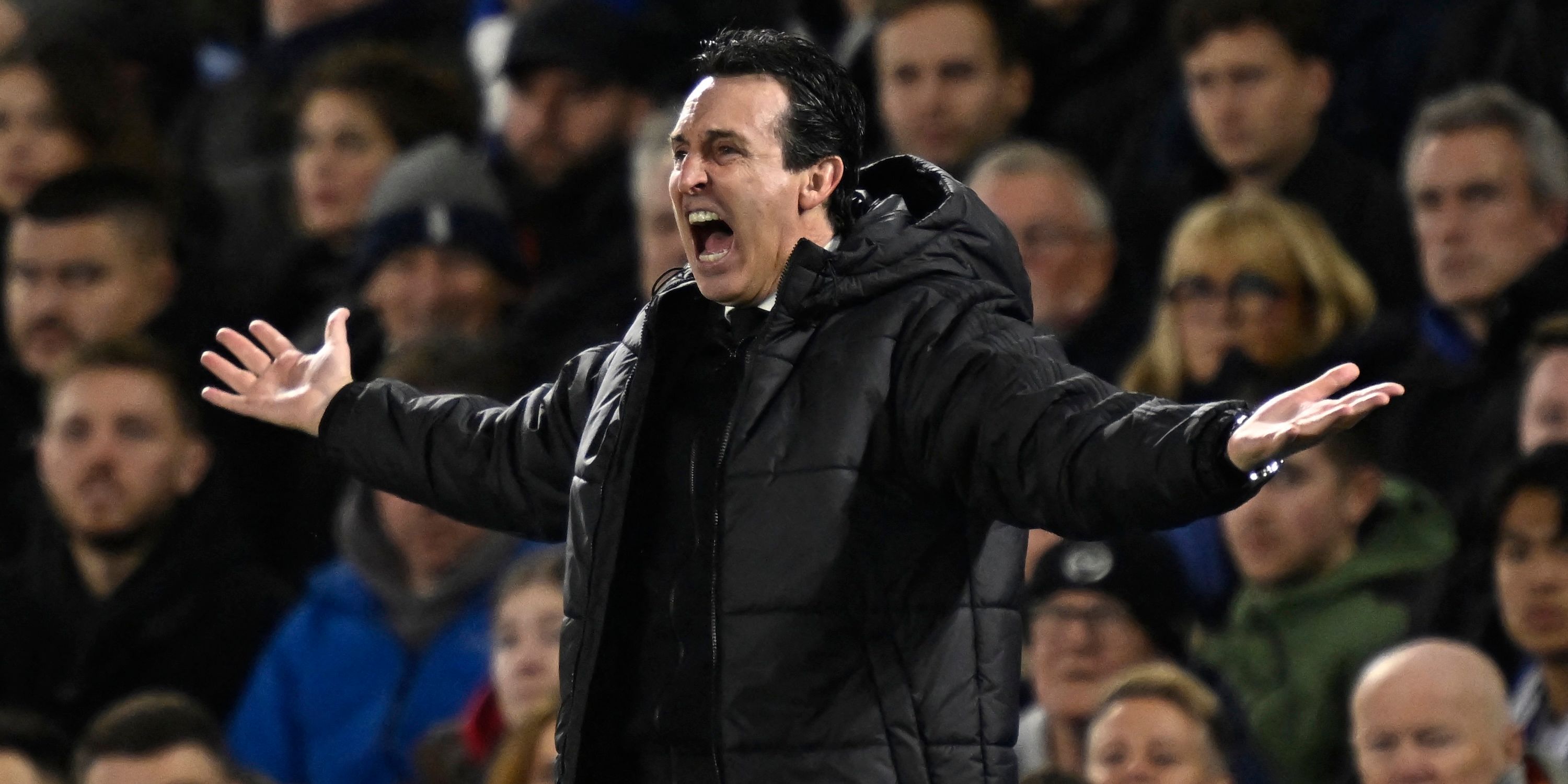 Aston Villa manager Unai Emery reacts 