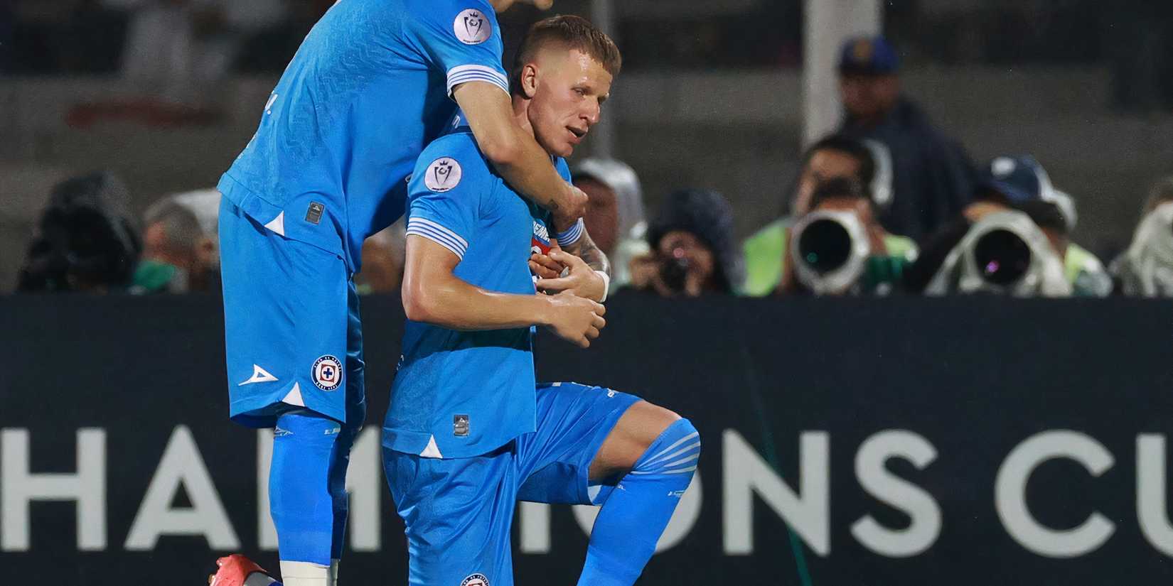 bogusz-cruz-azul-celtic