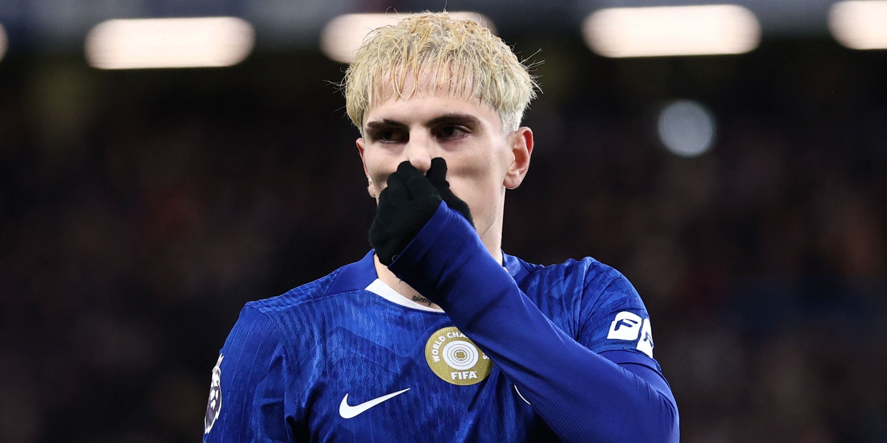 Alejandro Garnacho em campo pelo Chelsea.