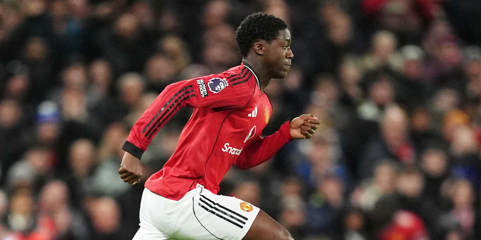 Man Utd star was treated like Mainoo, now he's as undroppable as Fernandes