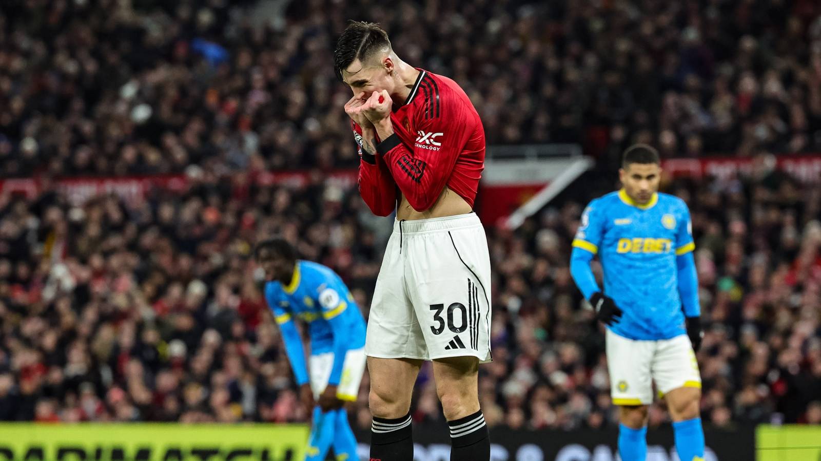 Big Sesko upgrade: Man Utd plot move for "one of the best STs in the PL"