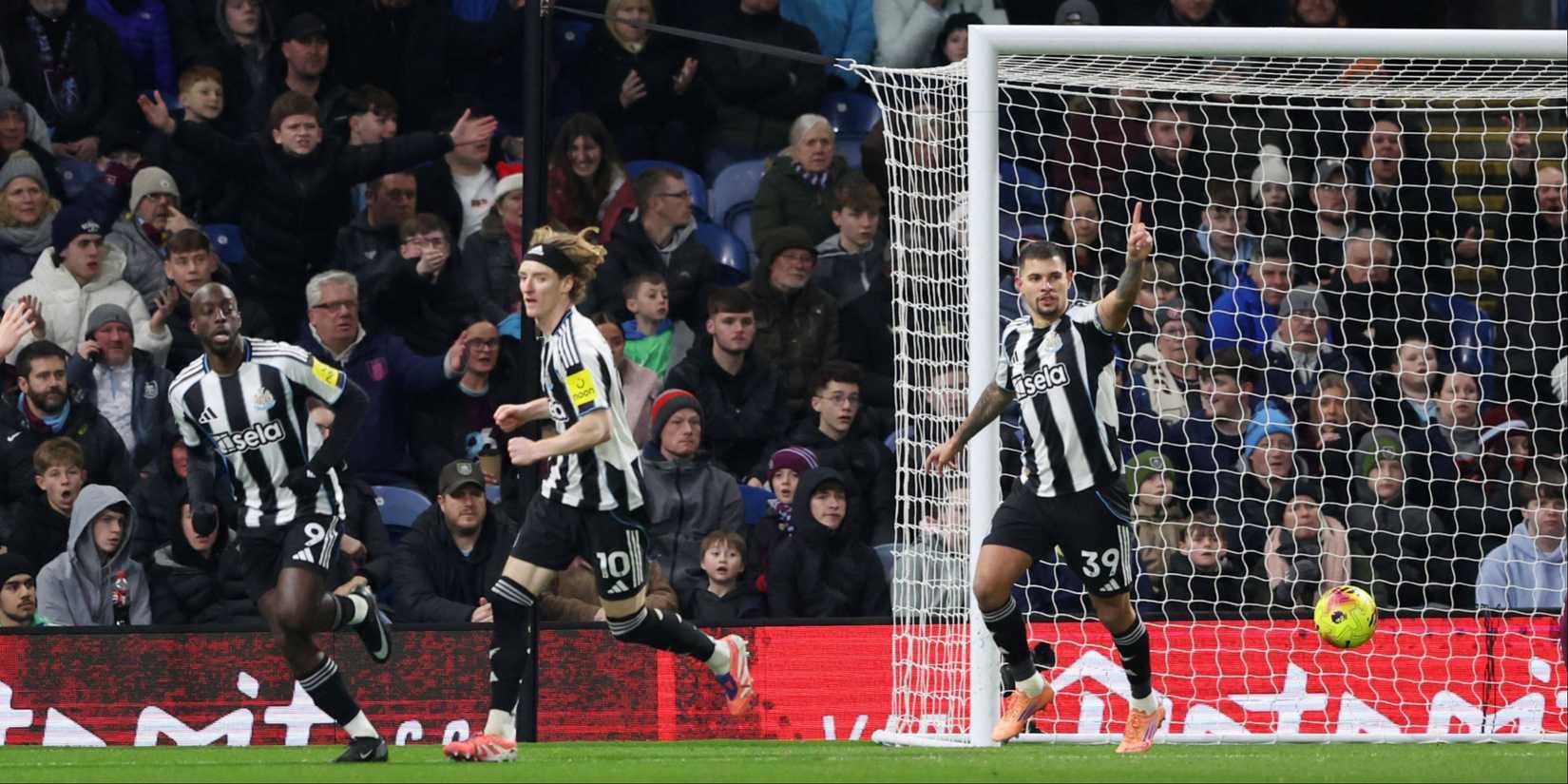 Newcastle-Anthony-Gordon-Burnley