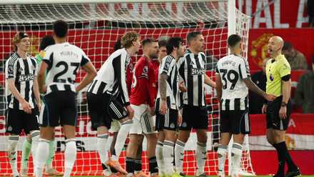 Newcastle players