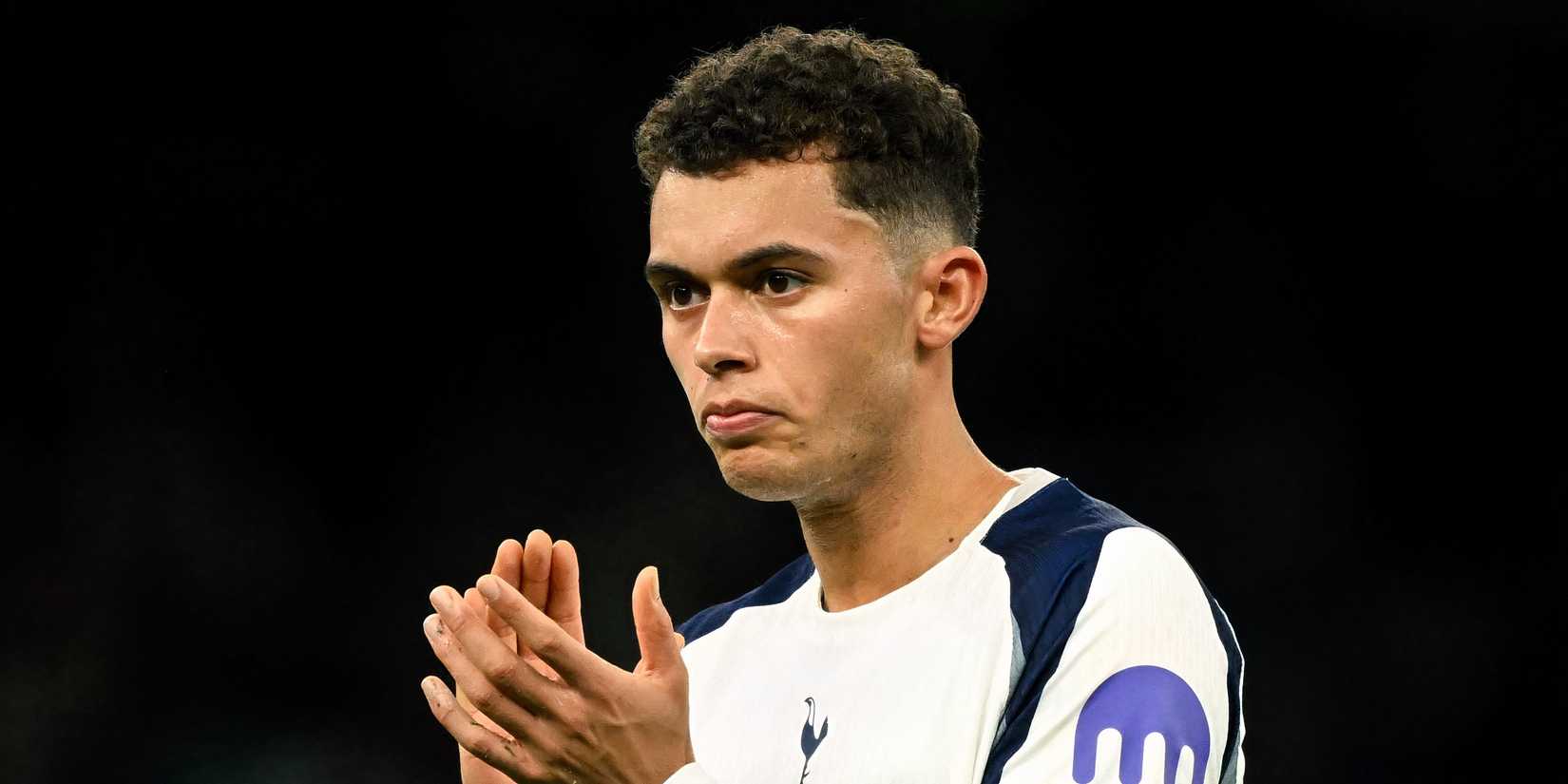 El extremo del Tottenham, Brennan Johnson
