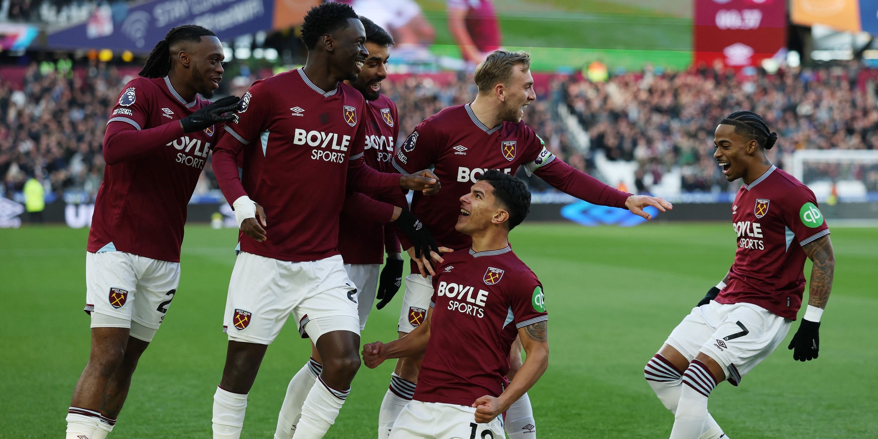West Ham United's Mateus Fernandes celebrates scoring their first goal with teammates