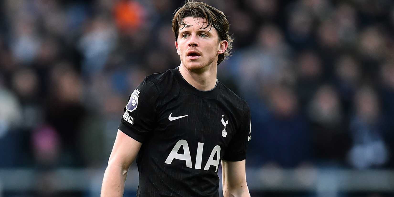 conor-gallagher-spurs-1