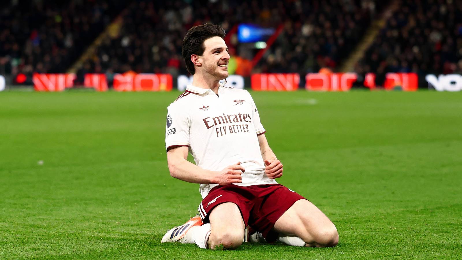 Declan Rice celebrates for Arsenal