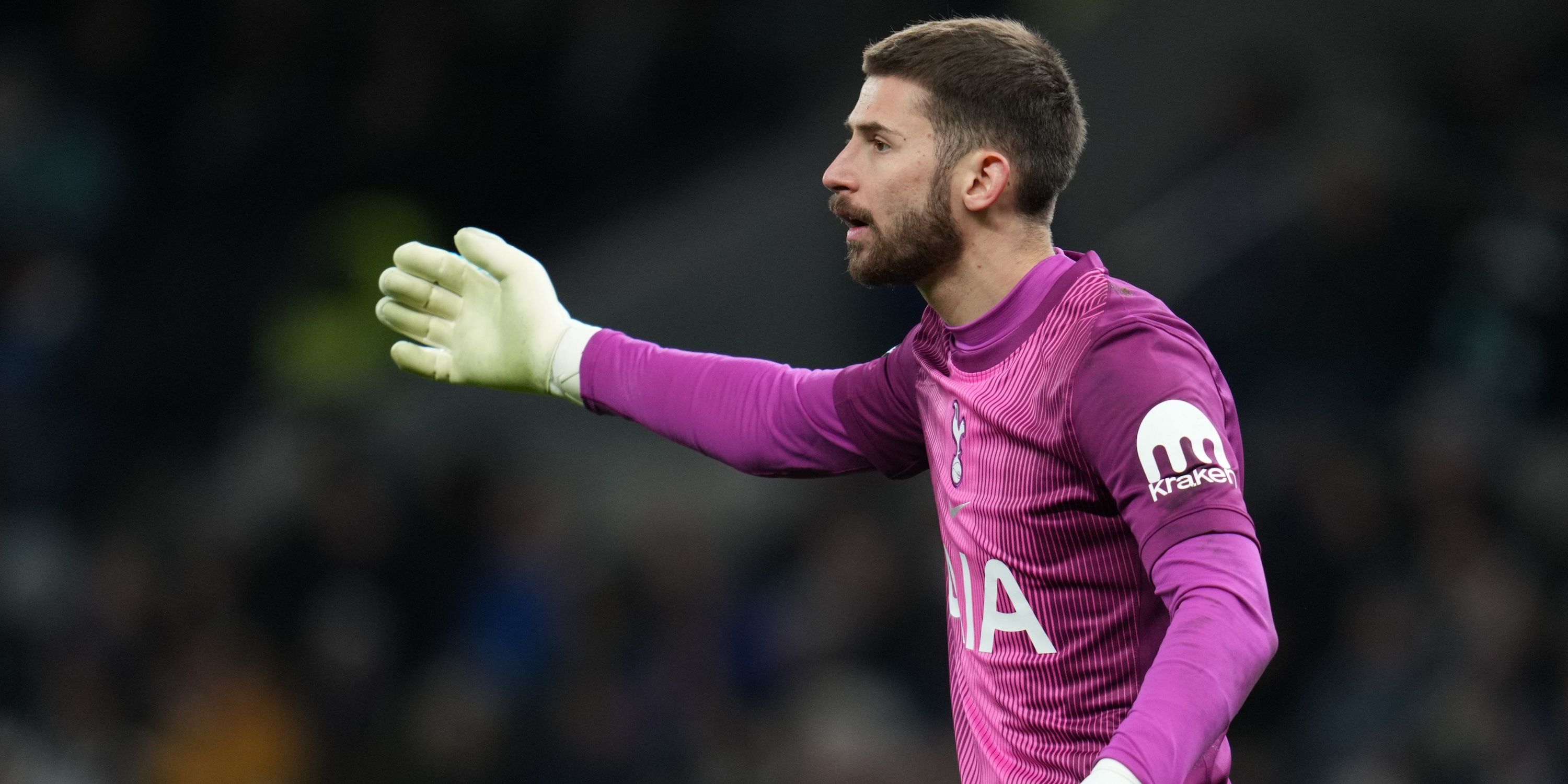 Guglielmo Vicario of Tottenham Hotspur during the Premier League match Tottenham Hotspur vs Sunderland