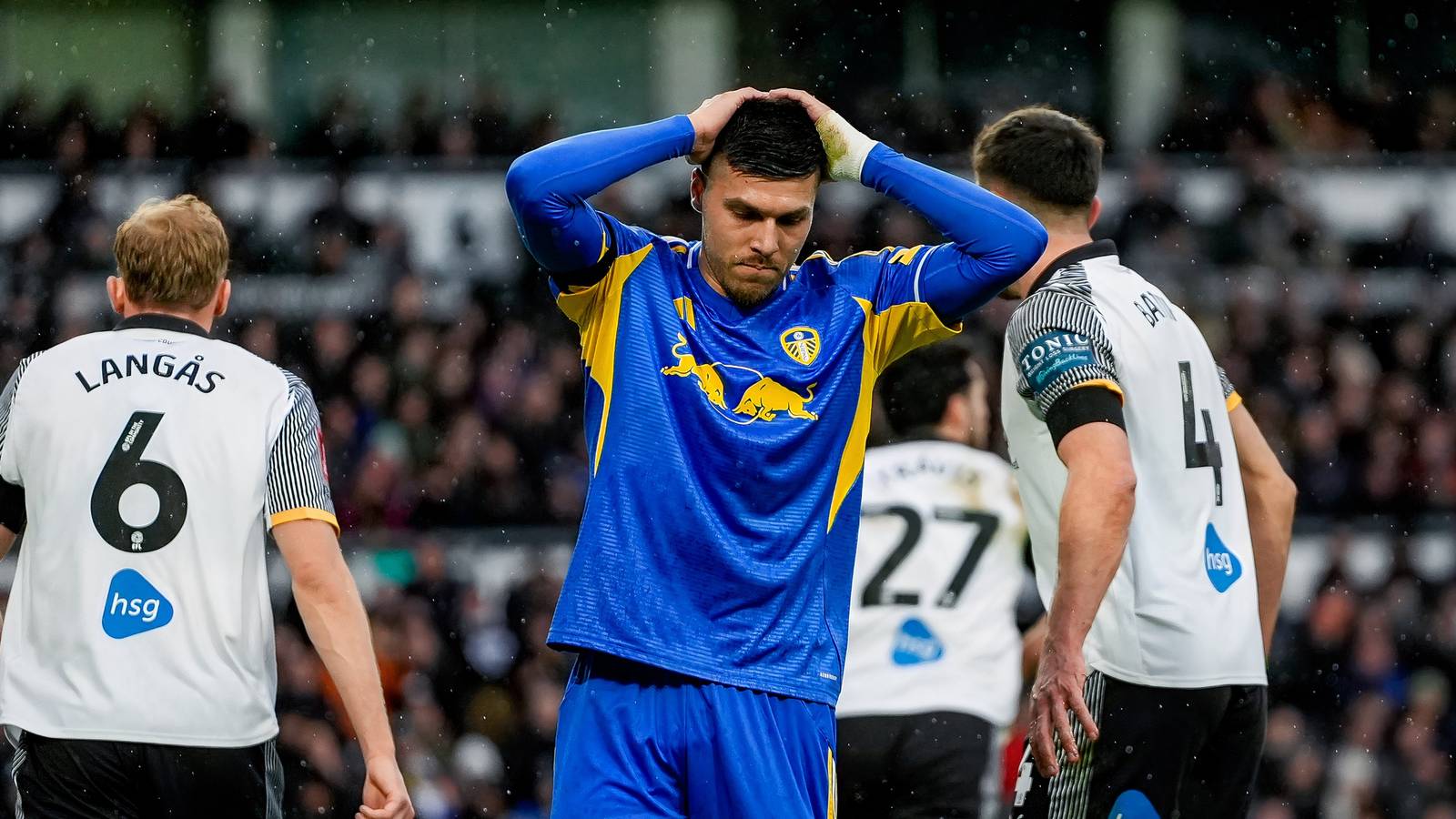 Big Piroe upgrade: Leeds hope to clinch last-gasp deal for PL star