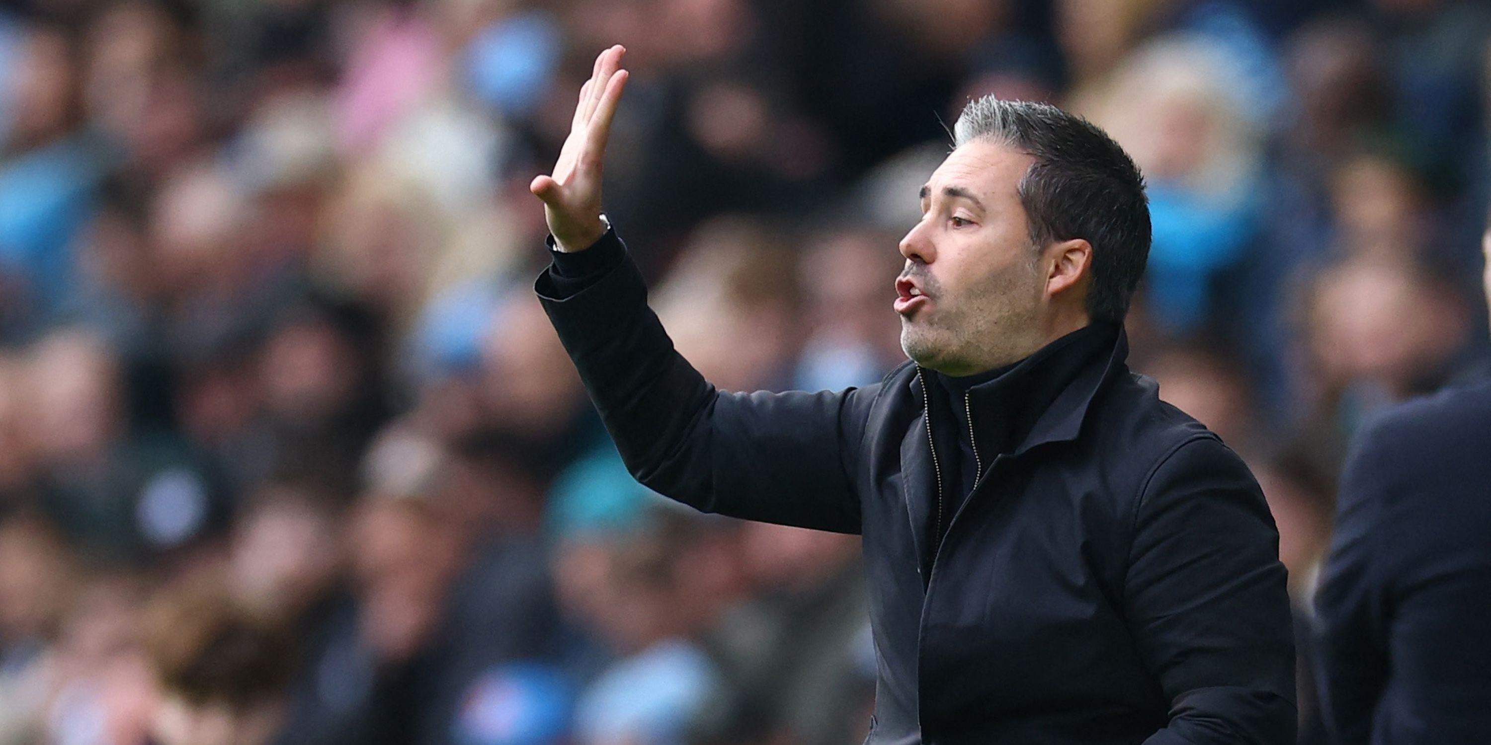 O técnico do Leicester City, Marty Sifuentes, reagiu